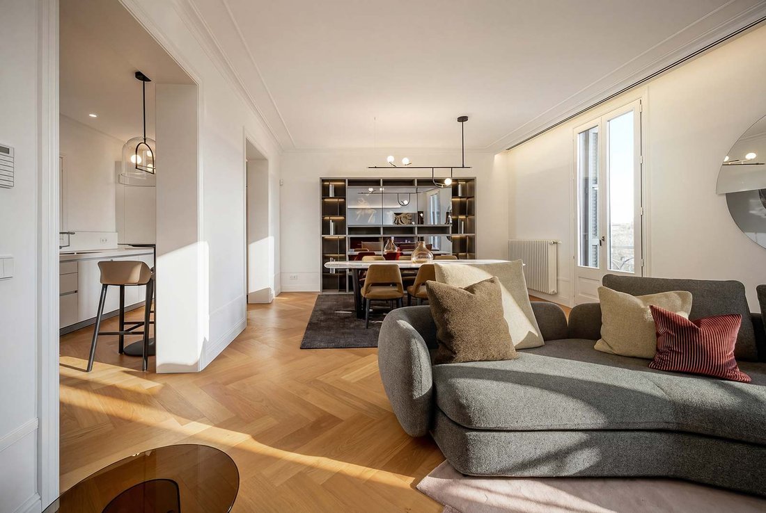 Apartment in Eixample, Barcelona, Spain 2 - 17599944