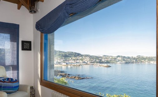Villa in Bueu, Bueu, Spanien 1