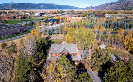 House in Alpine, Wyoming, United States 1