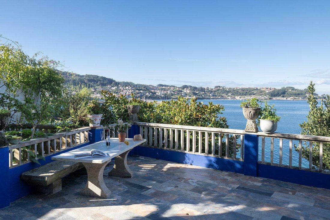 Villa in Bueu (District), Bueu, Spain 1 - 16987592