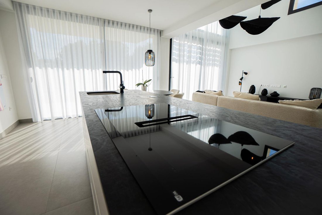 Villa in Finestrat, Valencian Community, Spain 5 - 16989207