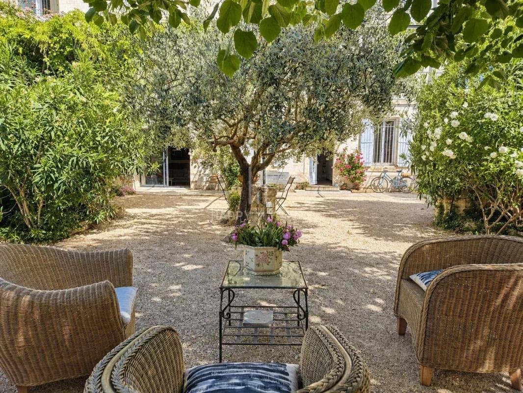 Casa a Graveson, Provenza-Alpi-Costa Azzurra, Francia 4 - 16929195