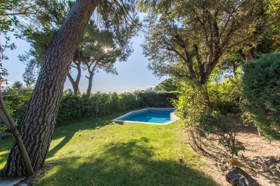 Villa in Boadilla del Monte, Comunidad de Madrid, Spain 5 - 16988240