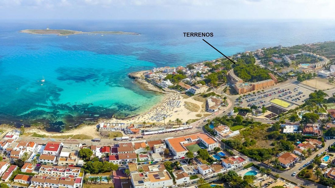 Land in Punta Prima, Sant Lluis, Balearic Islands 4 - 16989565