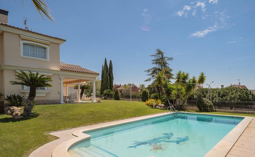 Villa in Vilassar de Dalt, Catalonia, Spain 1
