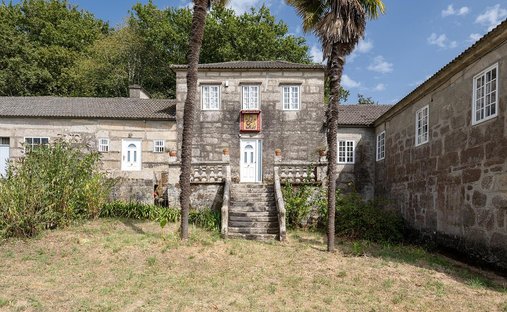 Country House in Redondela, Galicia, Spain 1