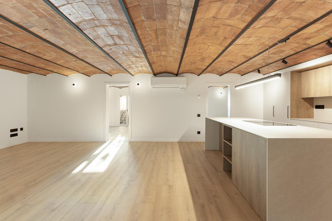 Apartment in Ciutat Vella, Barcelona, Spain 2 - 17094268
