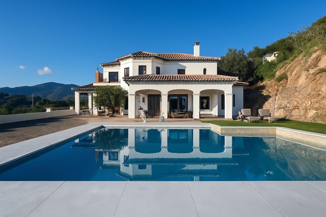 Villa in Marbella, Andalusia, Spain 2 - 17797366