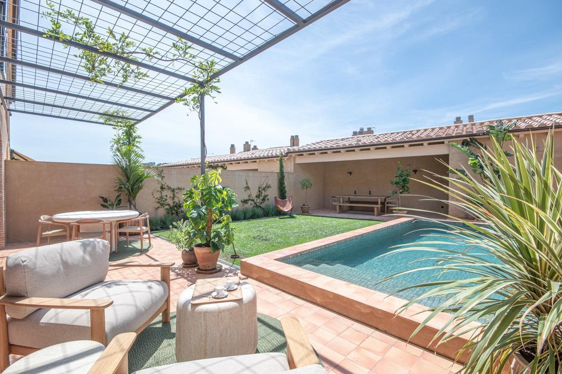 Villa in Gualta, Catalonia, Spain 2 - 17039639