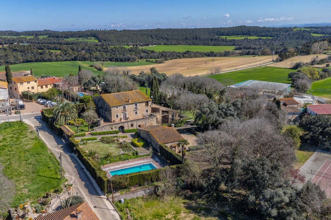 Country House in Fontcoberta, Catalonia, Spain 1 - 17510779