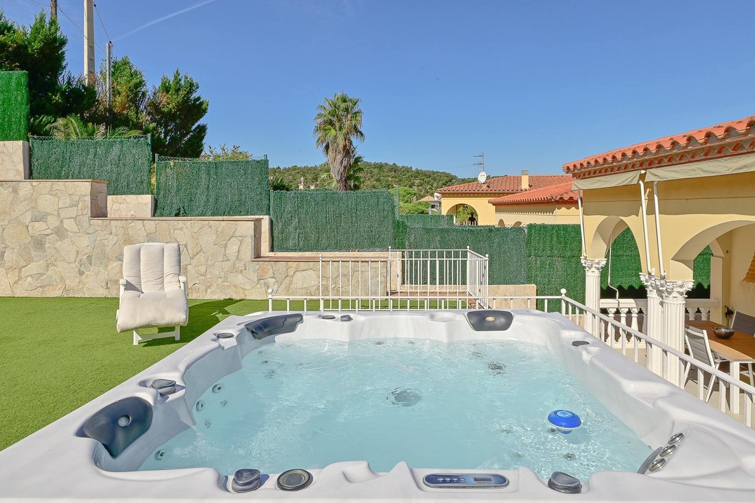 Villa à Platja d'Aro, Catalogne, Espagne 3 - 16989489