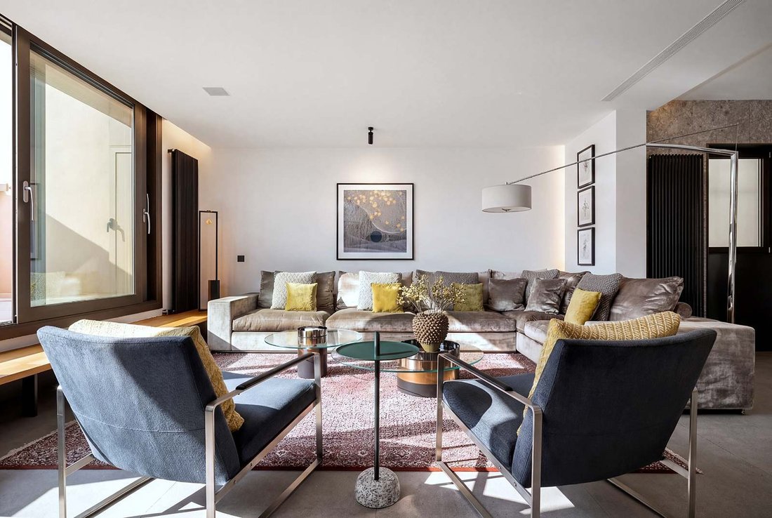 Apartment in Eixample, Barcelona, Spain 3 - 17599948