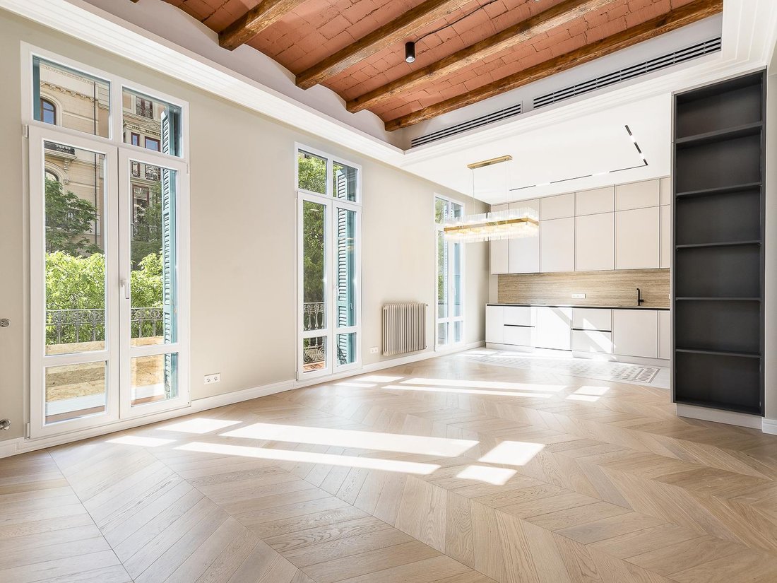 Apartment in Eixample, Barcelona, Spain 2 - 14833320