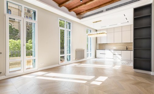Apartment in Eixample, Barcelona, Spain 1