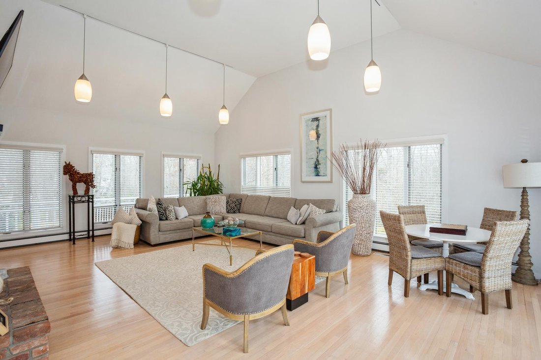 Sag Harbor, New York, United States 3 - 15879047