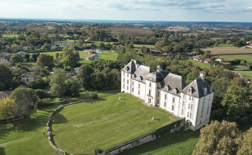 Chateau in Saint Vincent, Dax, France 1
