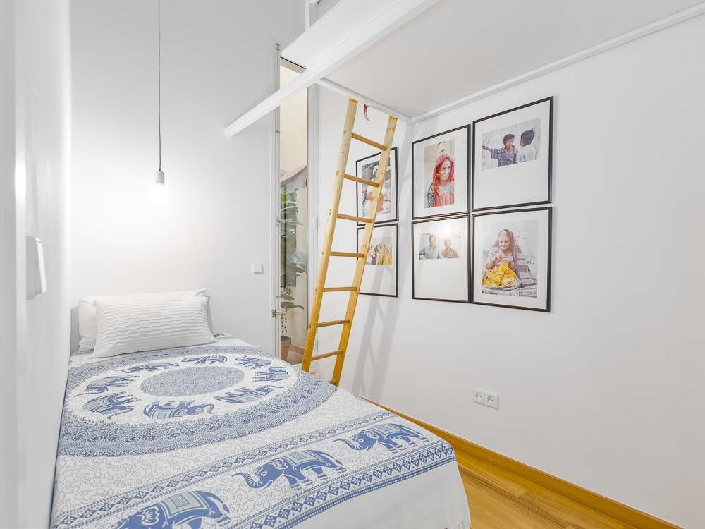 Apartment in Ciutat Vella, Barcelona, Spain 5 - 17648424