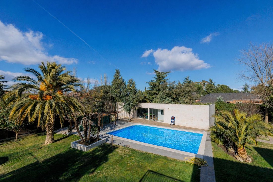 Villa in Boadilla del Monte, Comunidad de Madrid, Spain 4 - 17286438