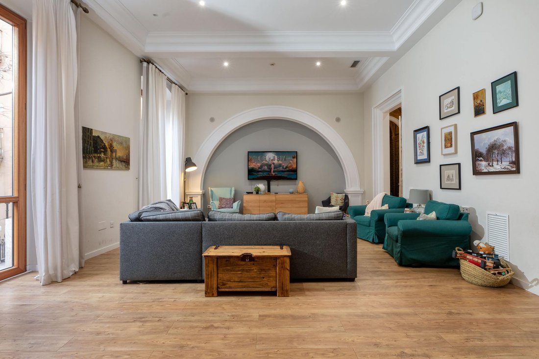 Apartment in Girona, Catalonia, Spain 2 - 16989120