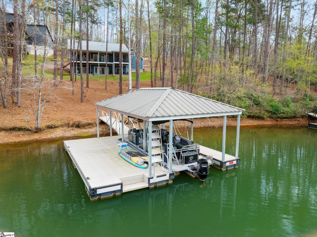 House in Seneca, South Carolina, United States 2 - 17794072