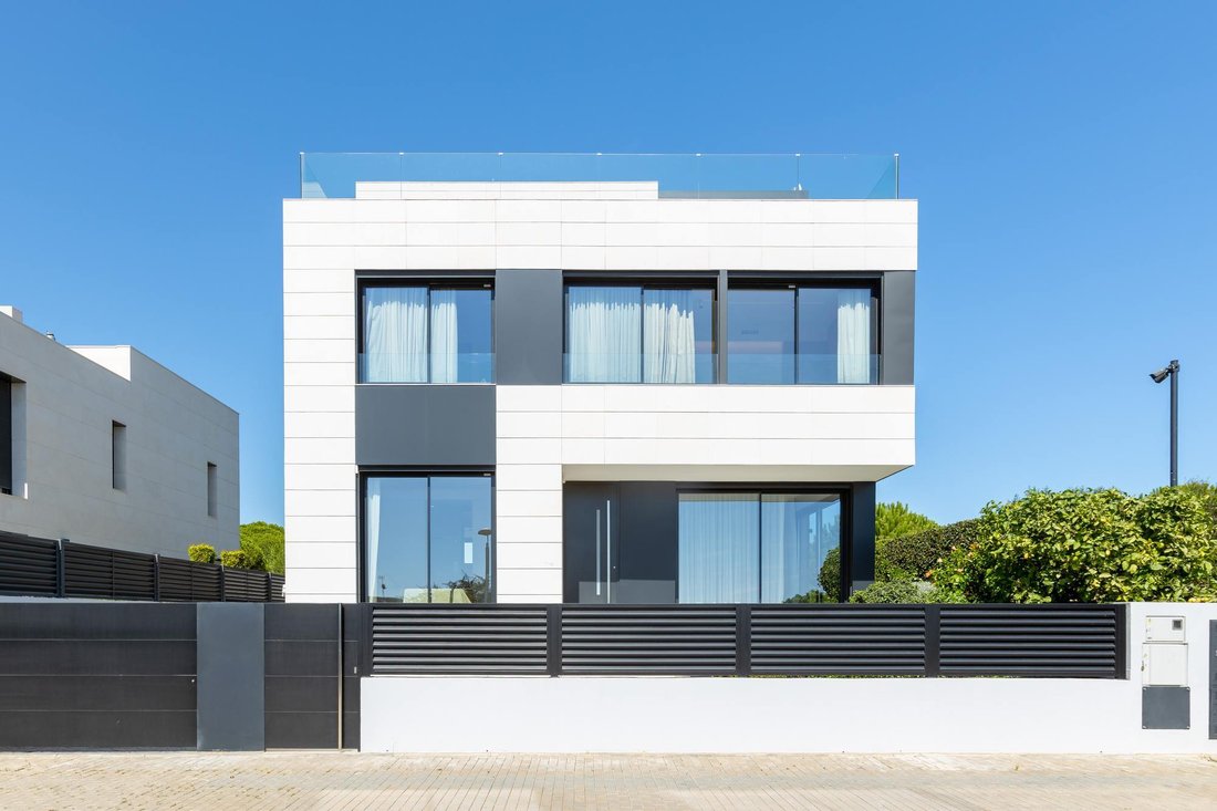 Villa in Montgat, Catalonia, Spain 5 - 16988370