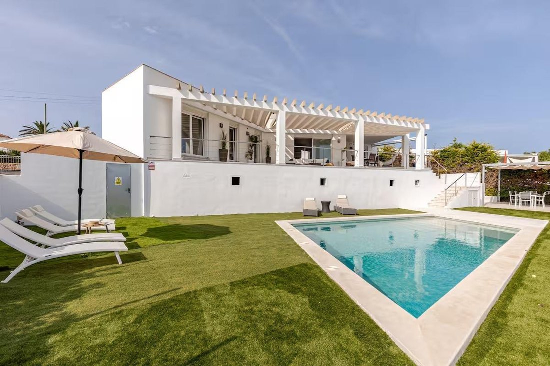 Villa in Sant Lluis, Balearic Islands, Spain 4 - 16988638