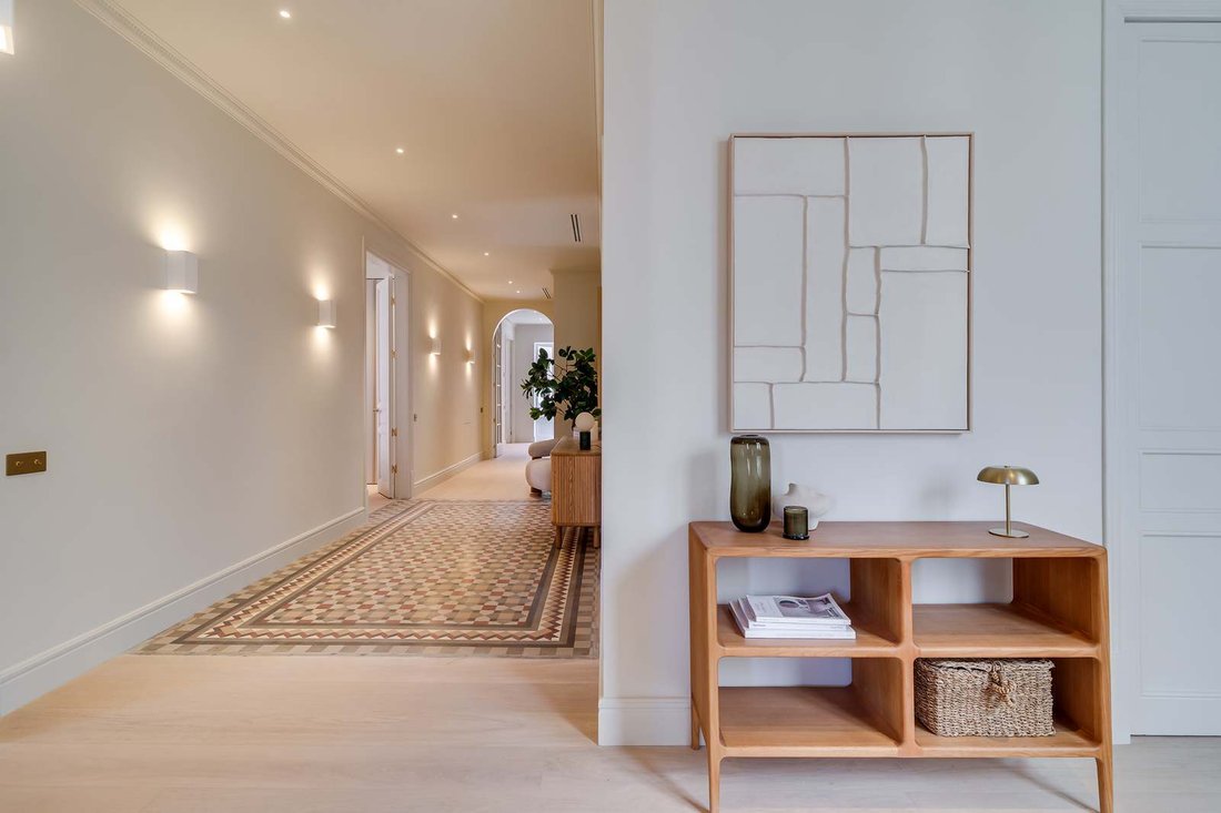 Apartment in Eixample, Barcelona, Spain 4 - 16617640