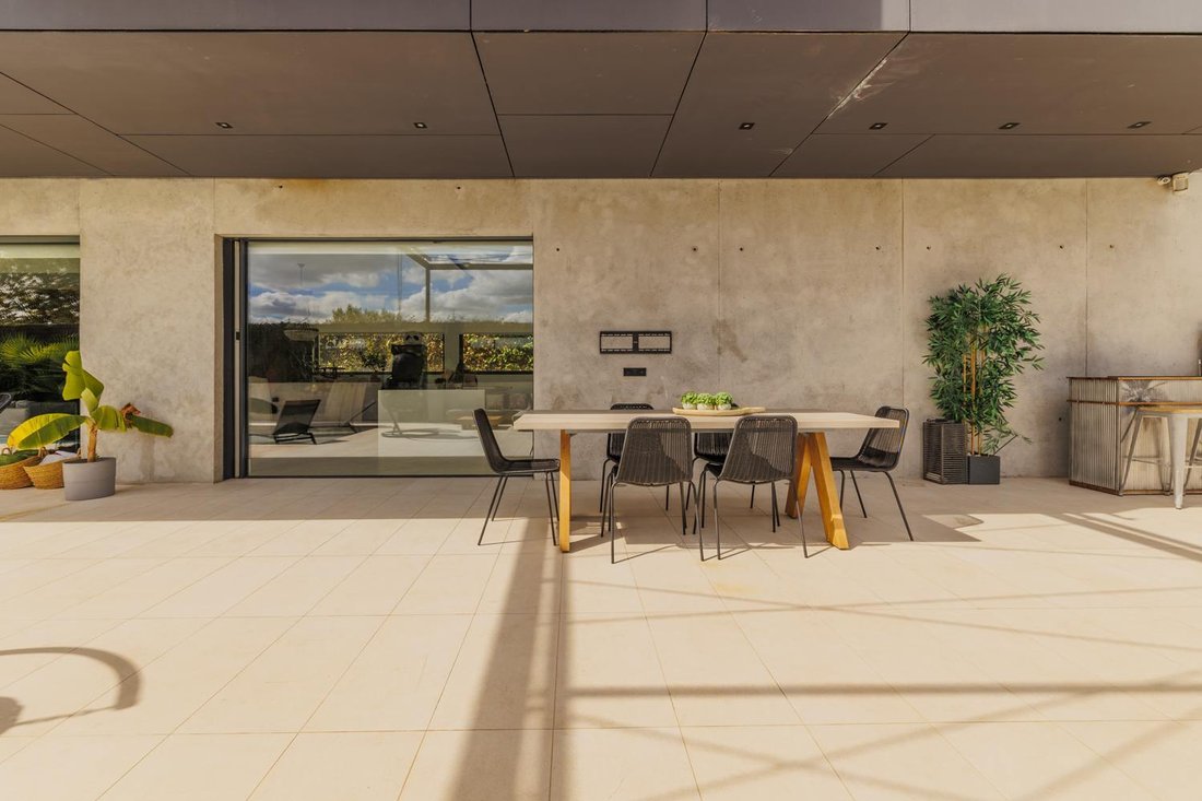 Villa in Boadilla del Monte, Comunidad de Madrid, Spain 3 - 16988332