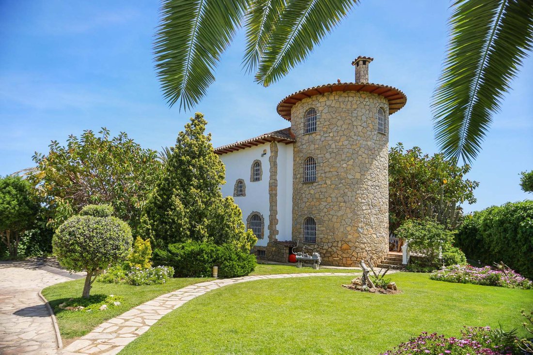 Villa in Aiguamurcia, Catalonia, Spain 3 - 16989104