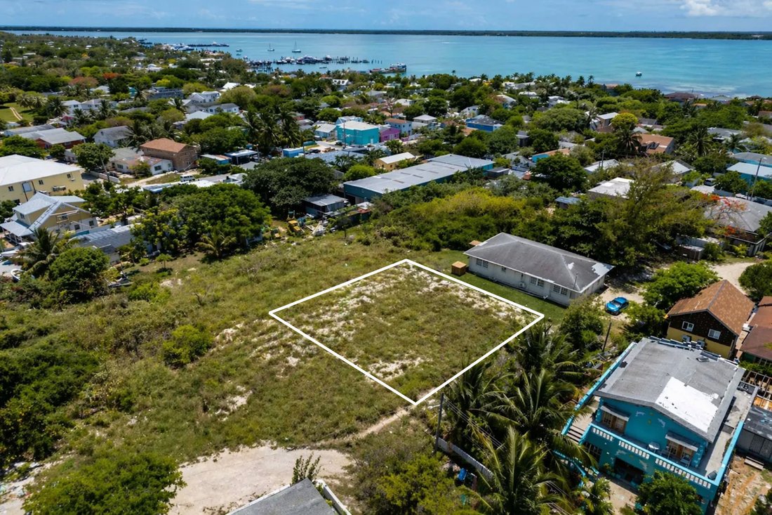 Land in Dunmore Town, Harbour Island, The Bahamas 4 - 16809035