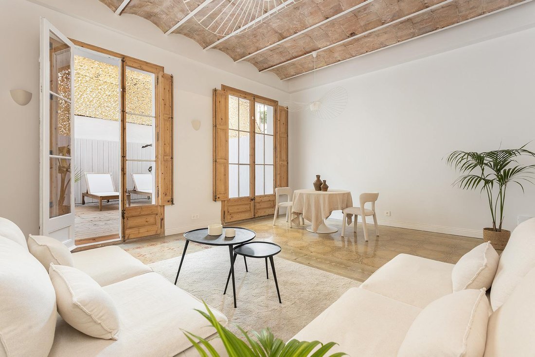 Apartment in Eixample, Barcelona, Spain 4 - 16907076