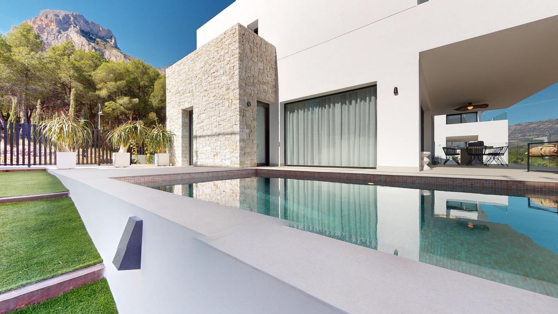 Villa in Polop, Valencian Community, Spain 2 - 16989088