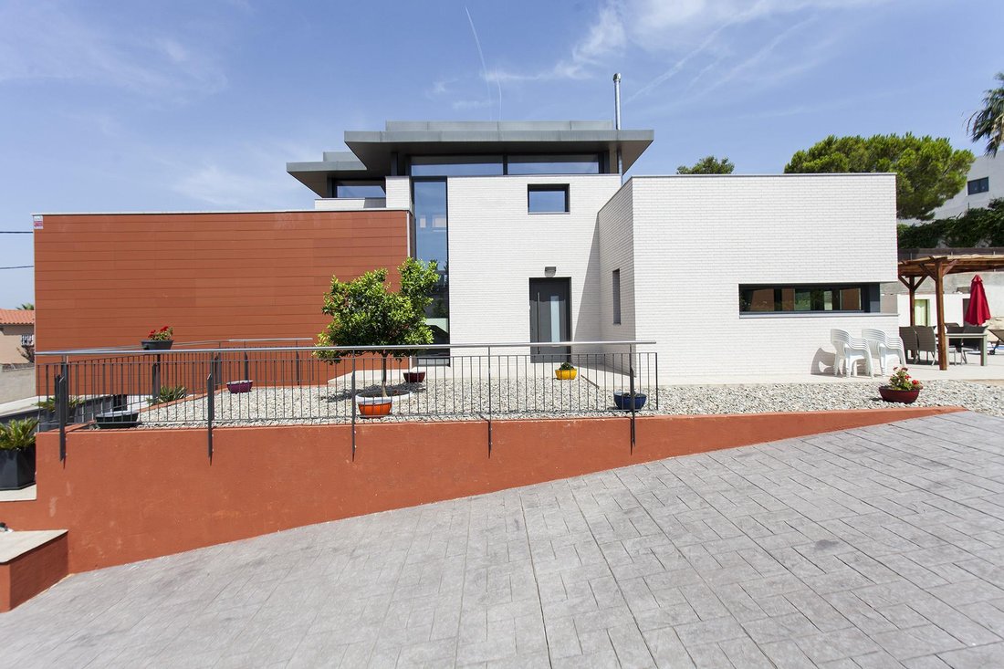 Villa in Sant Pere de Ribes, Catalonia, Spain 4 - 16988454