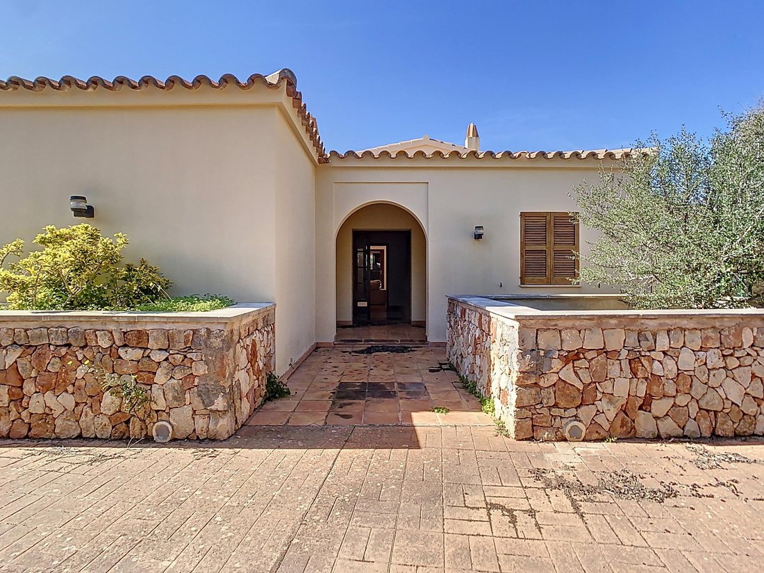 Villa in Sant Lluis, Balearic Islands, Spain 5 - 16989662