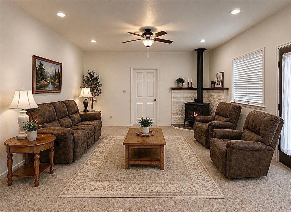 House in Comanche, Texas, United States 3 - 17795944