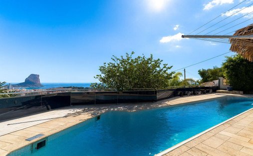 Villa in Calp / Calpe, Valencian Community, Spain 1