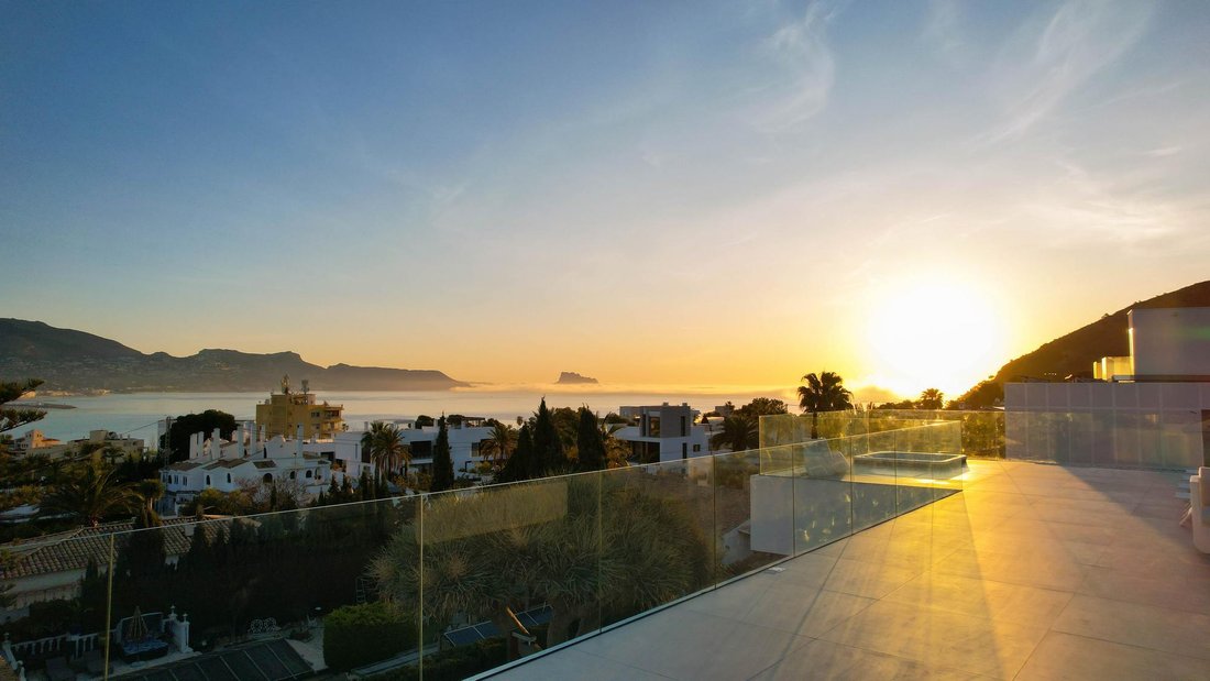 Villa in l'Albir, l'Alfas del Pi, Valencian Community 2 - 16988322