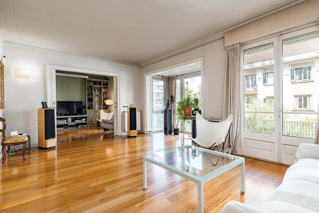 Apartment in Eixample, Barcelona, Spain 2 - 17778948