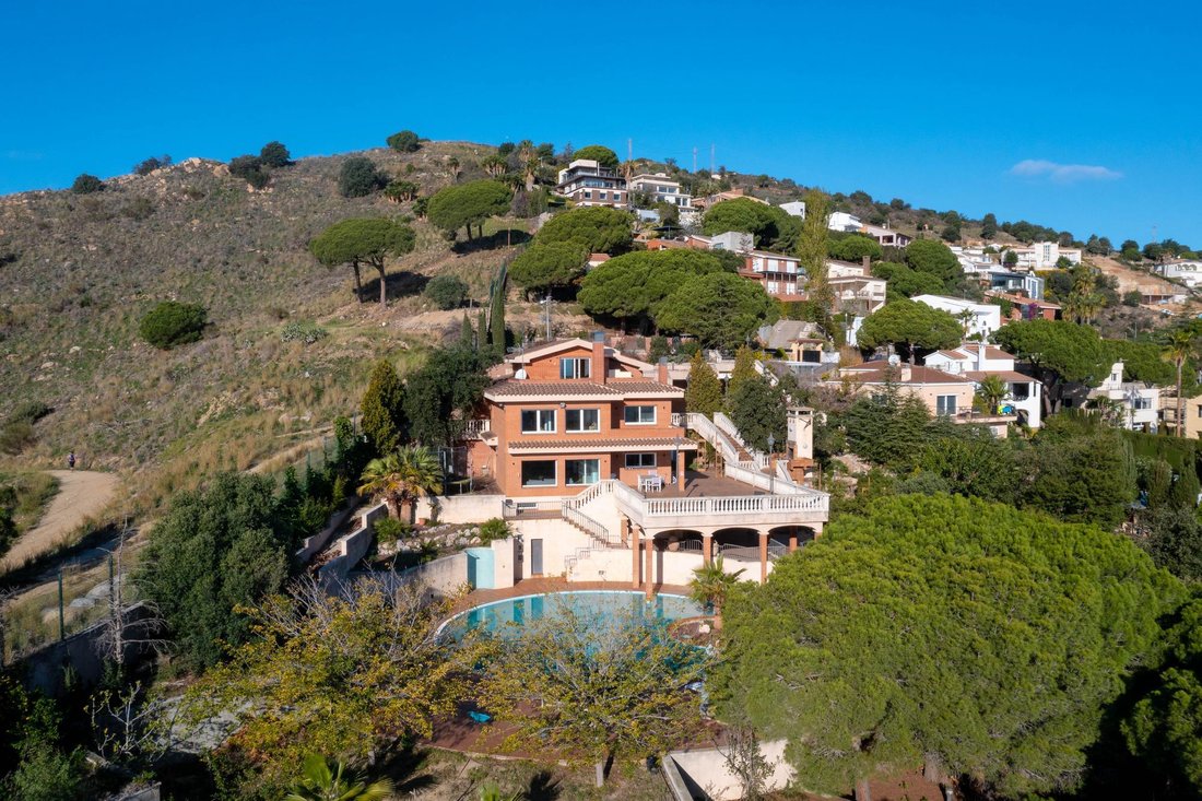Villa in Alella, Catalonia, Spain 4 - 16989071