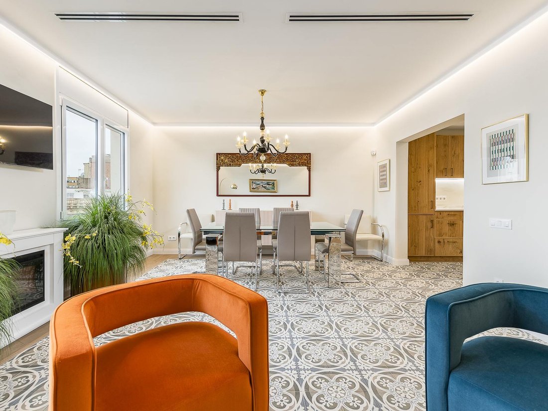 Apartment in Eixample, Barcelona, Spain 2 - 15489452
