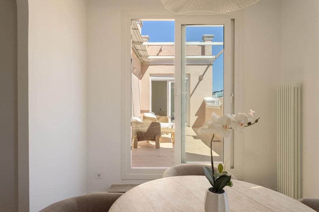 Apartment in Chamberi, Madrid, Spain 4 - 17707328