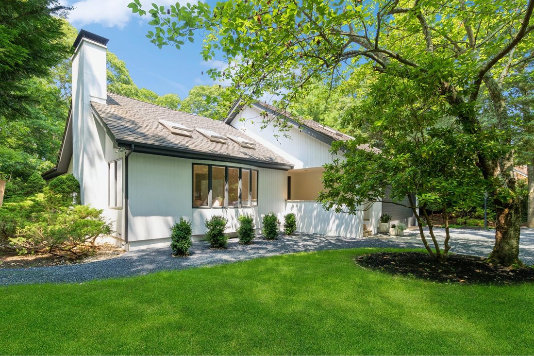Hampton Bays, New York, United States 4 - 15879237