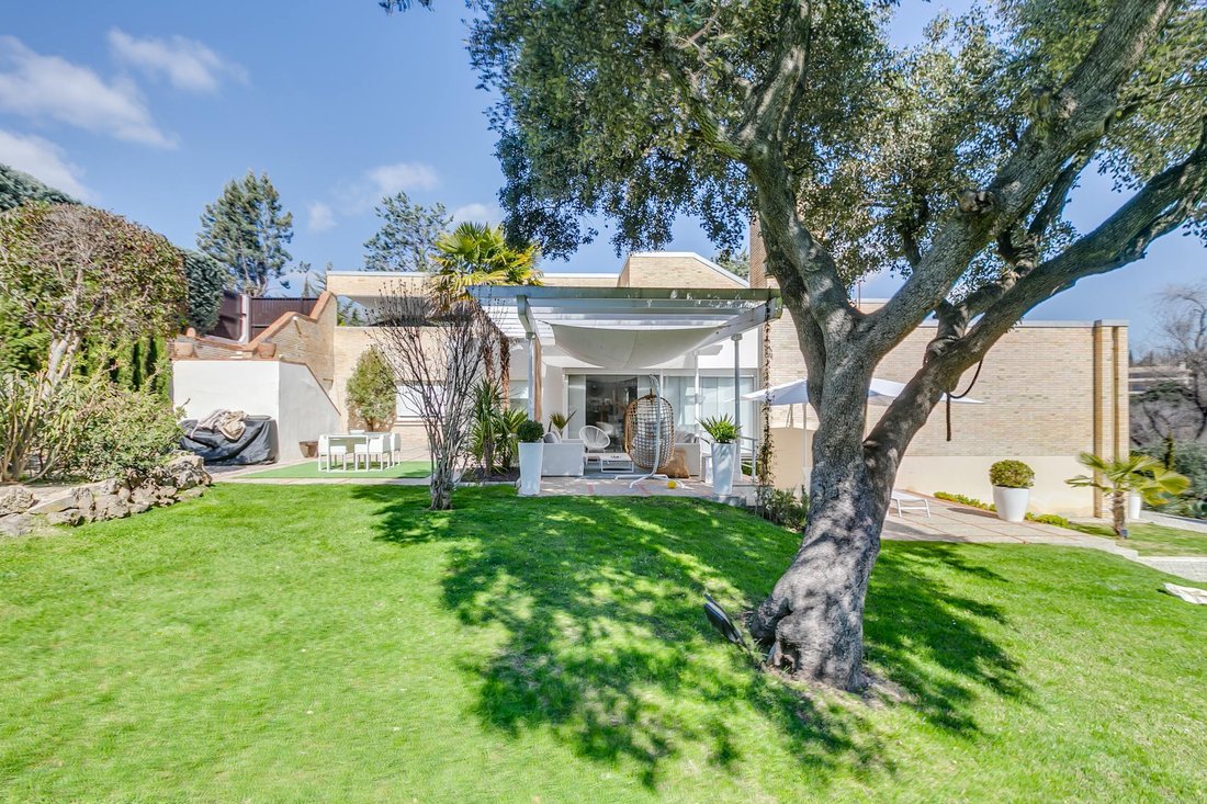 Villa in Santo Domingo, Algete, Comunidad de Madrid 2 - 16989510