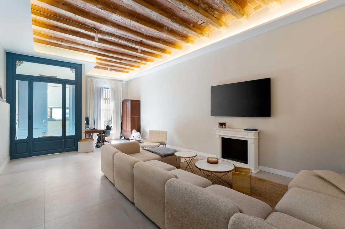 Villa in el Masnou, Catalonia, Spain 1 - 17464579