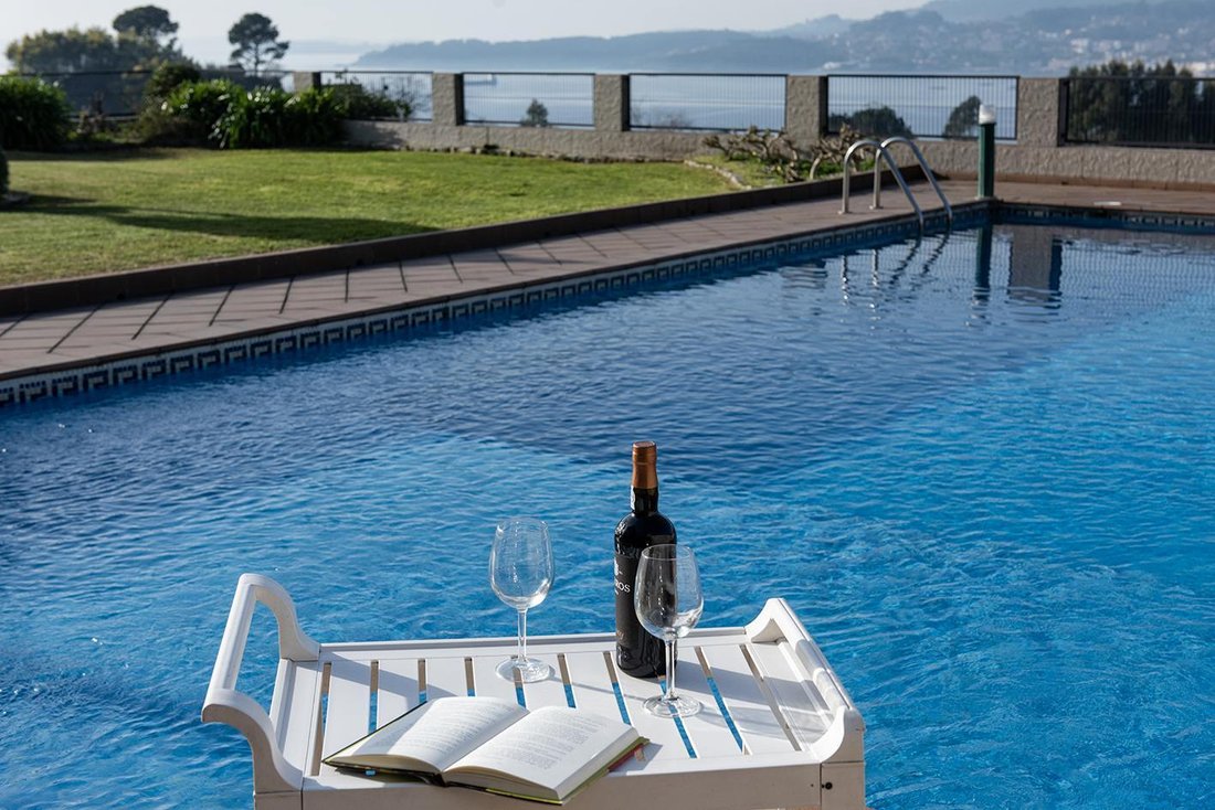 Villa in Marin, Galicia, Spain 2 - 16988814