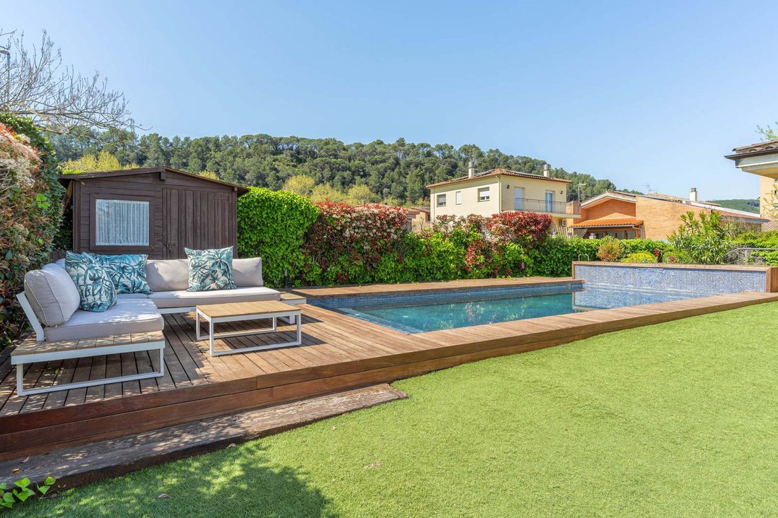 Villa in Sarria de Ter, Catalonia, Spain 3 - 17703443