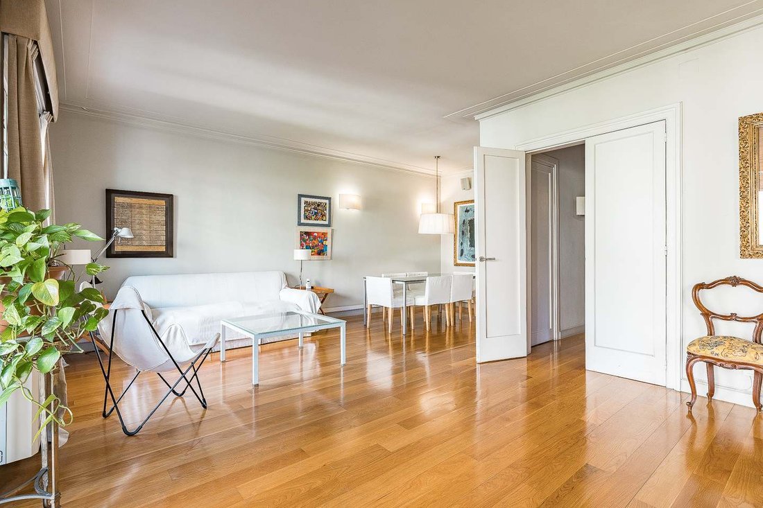Apartment in Eixample, Barcelona, Spain 5 - 17778948
