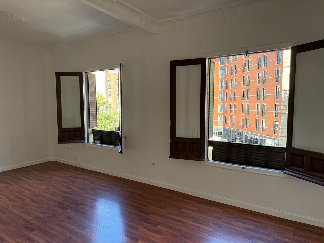 Apartment in Chamberi, Madrid, Spain 5 - 16987857