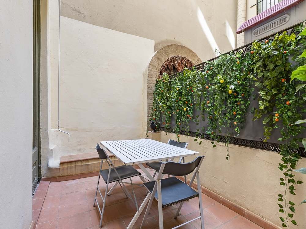 Apartment in Ciutat Vella, Barcelona, Spain 4 - 17648424