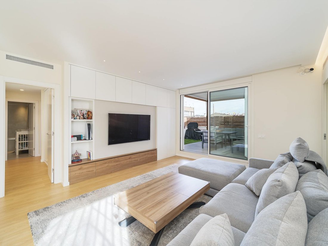 Apartment in Eixample, Barcelona, Spain 4 - 16733959